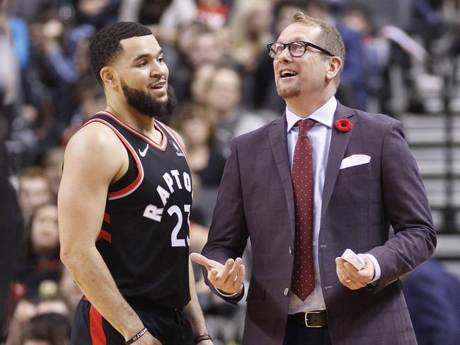 球迷们带来 球迷们带来